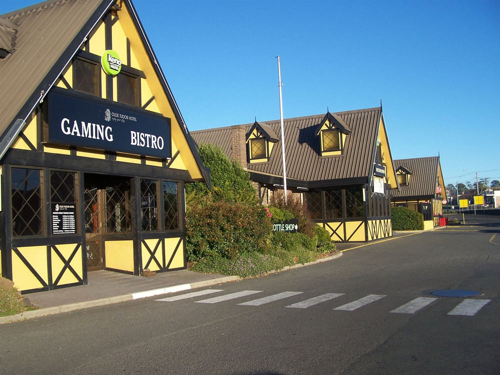 Olde Tudor Hotel image 1